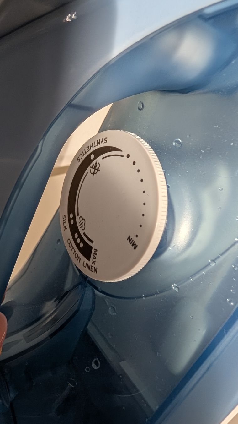 Philips Bügeleisen: Philips Steam Iron used condition – Gebraucht aus Zürich von van_hzh7 1