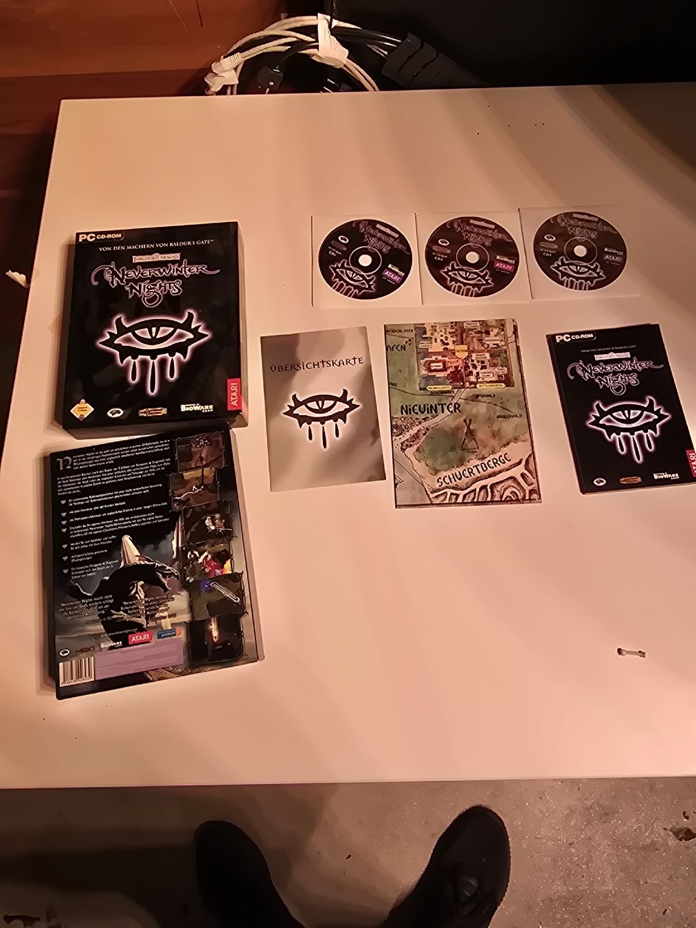 Giochi: Neverwinter Nights PC CD-ROM Spiel guter Zustand – Nuovo (secondo la descrizione) da Wienacht-Tobel venduto da max_92rg
