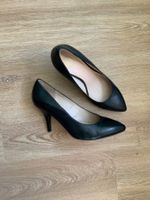 Leder-Pumps von Bata schwarz 37