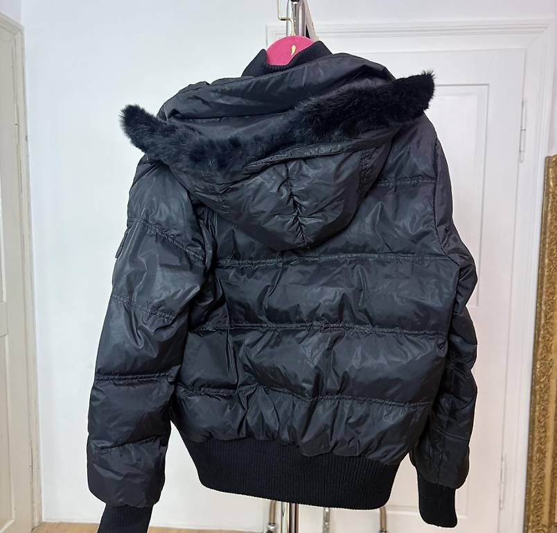 Giacche: vintage winterjacke – Usato da Sempach venduto da Soleil347 2