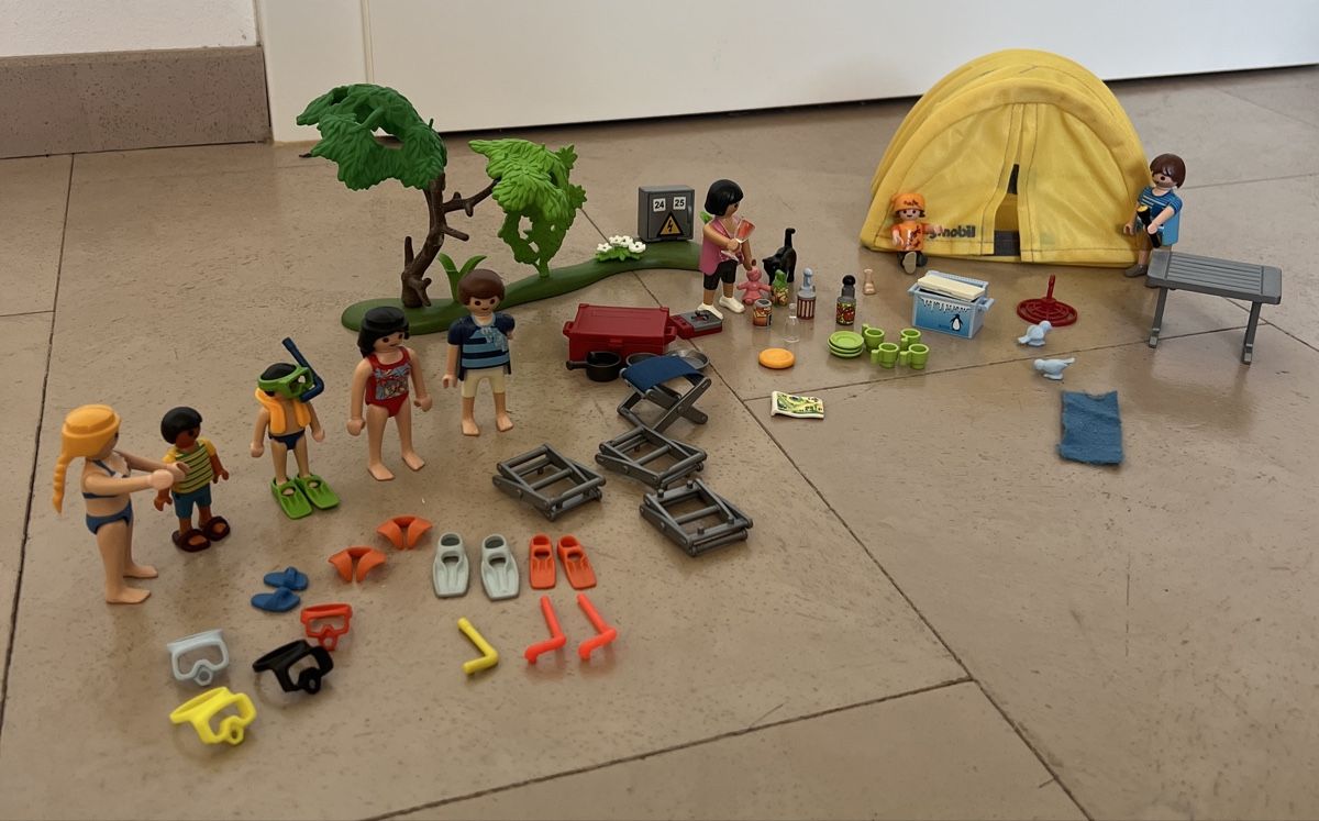 Playmobil Spielzeuge: Playmobil Camping und Schwimmer – Gebraucht aus Büttikon AG von Jahacymipa.01