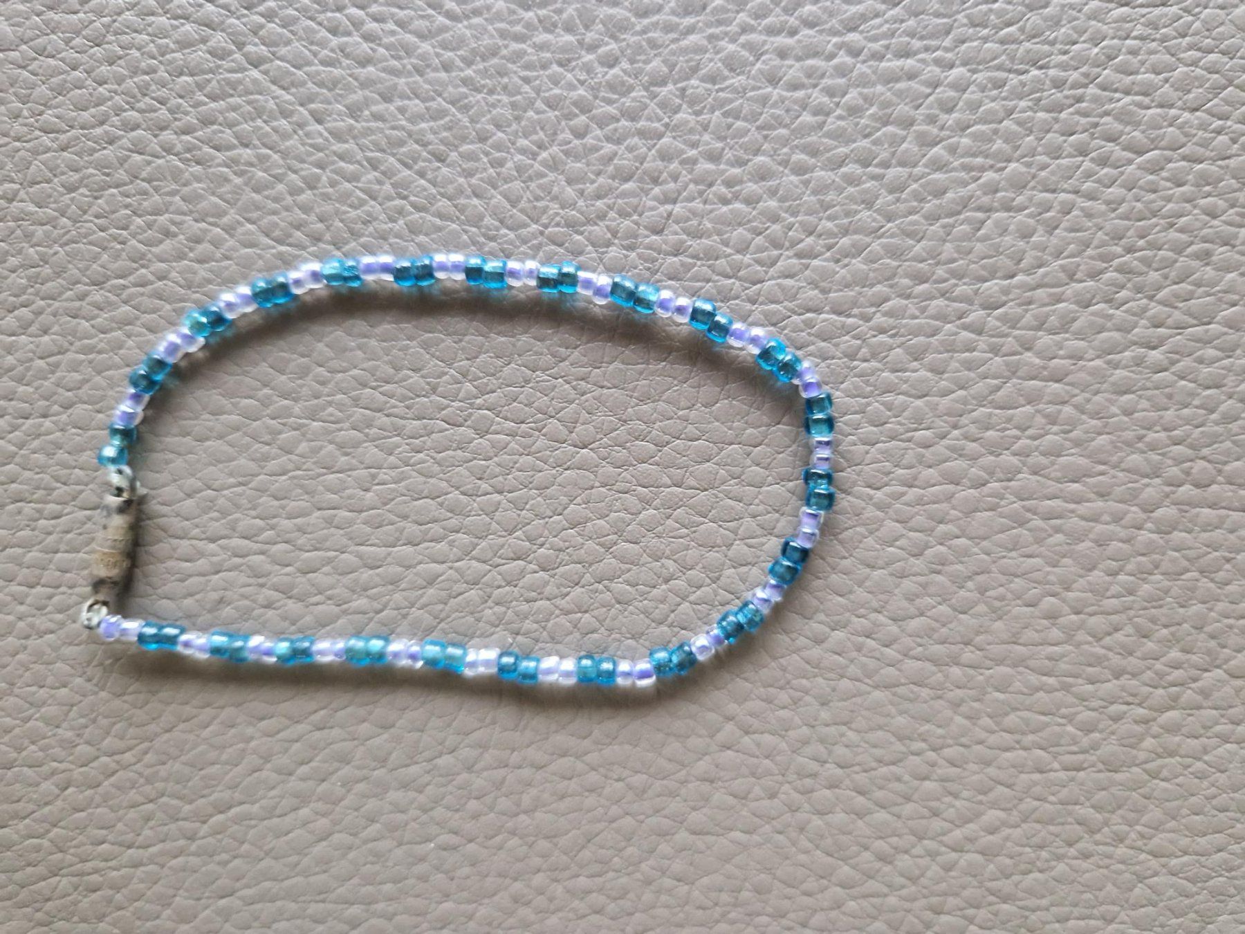 Bracciali & Braccialetti: Armband aus blauen Beads – Nuovo (secondo la descrizione) da Zürich venduto da yro_qvz7