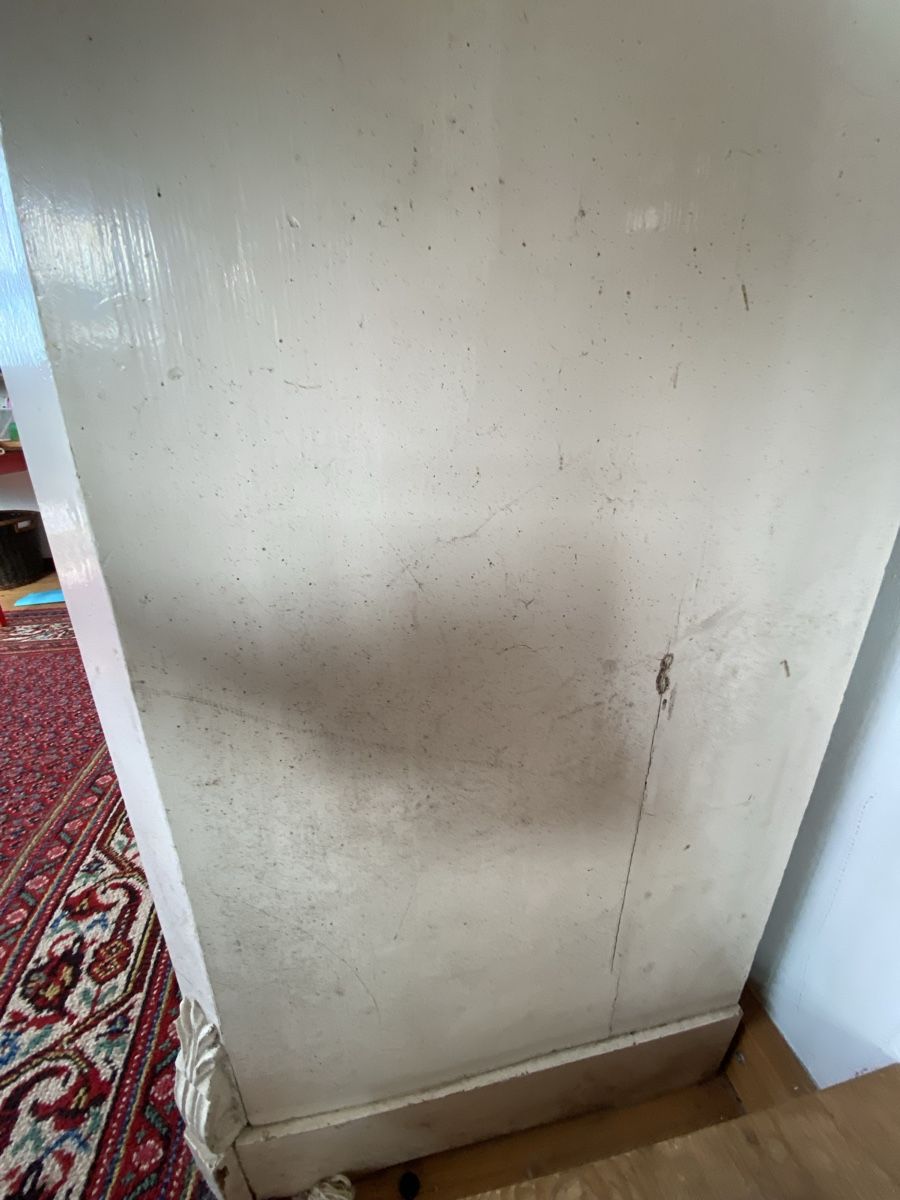 Armadi: Älterer Massivholzschrank – Usato da Au ZH venduto da seraphine02 2