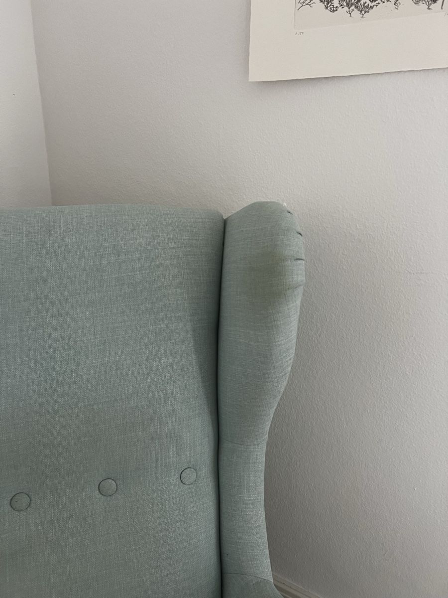 Ikea Fauteuils: IKEA STRANDMON hellblau mit Flecken und Abnutzungen – D'occasion à Bern par leo_lnw8 2