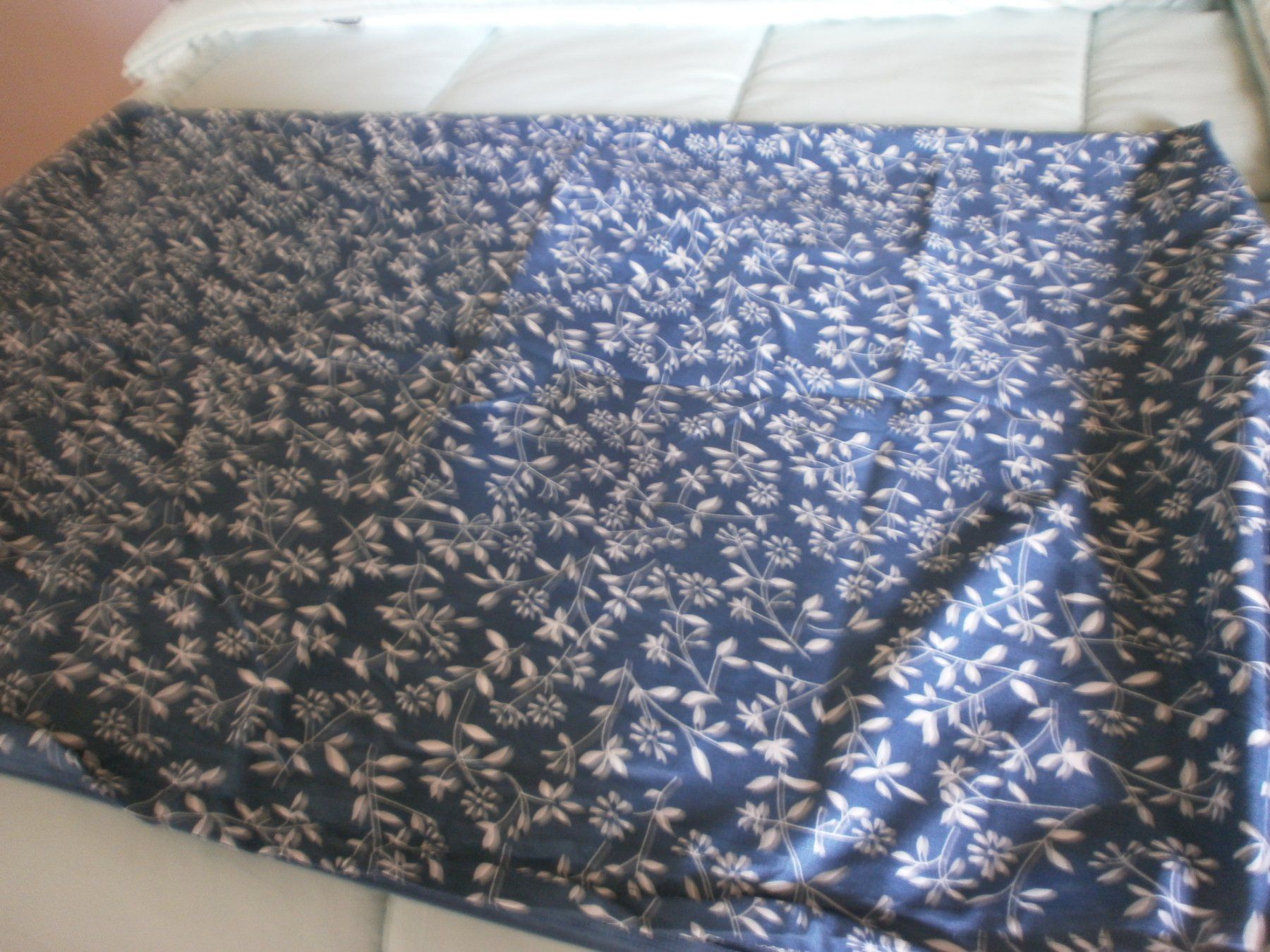 Biancheria da letto: Bettbezug blau mit Blumenmuster Grösse – Usato da Pratteln venduto da Sorbet