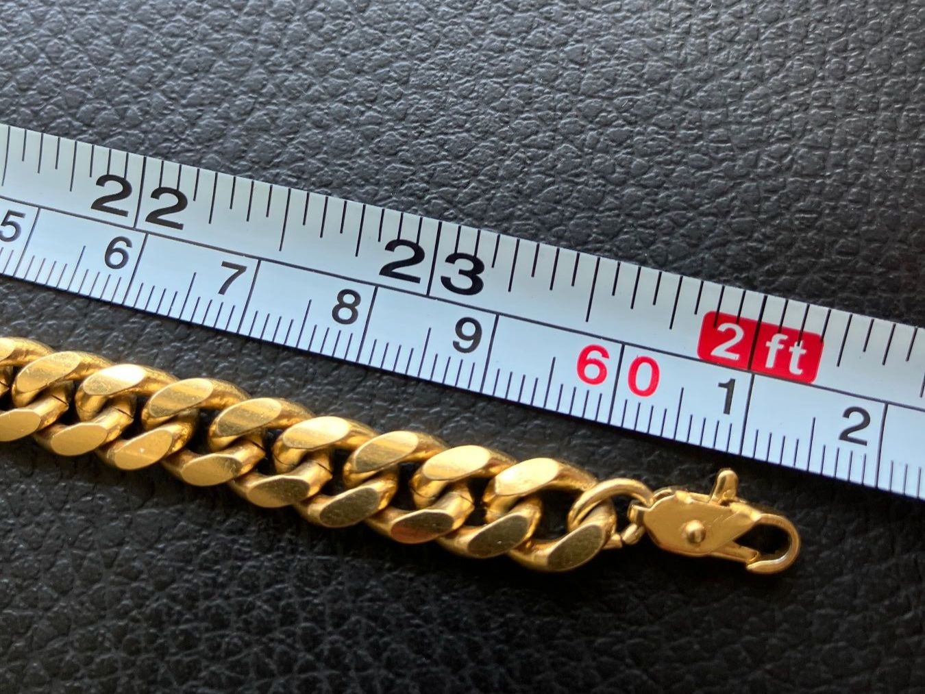 Colliers: Collier Vintage grosse maille dorée -  signe BG – D'occasion à Peseux par Cresus27 3