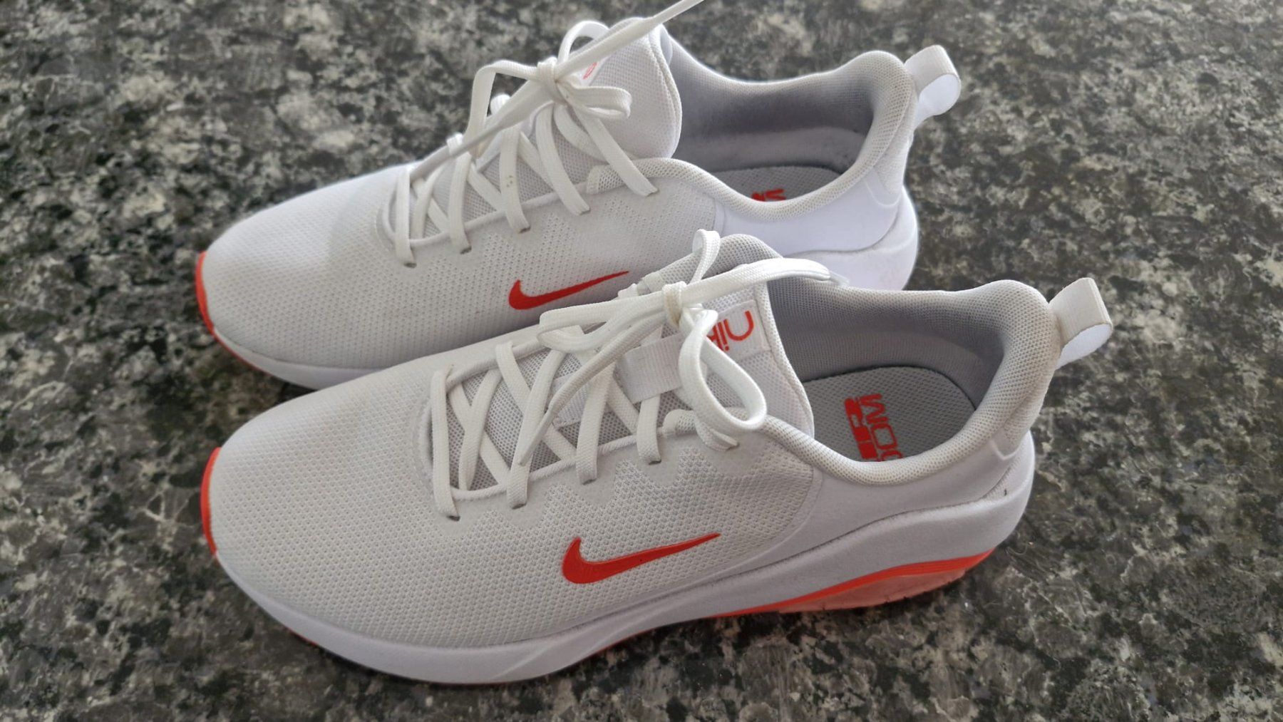 Nike Damenschuhe: AIR ZOOM BELLA 7 - Trainingsschuh – Gebraucht aus Neuenegg von ChKa84 3