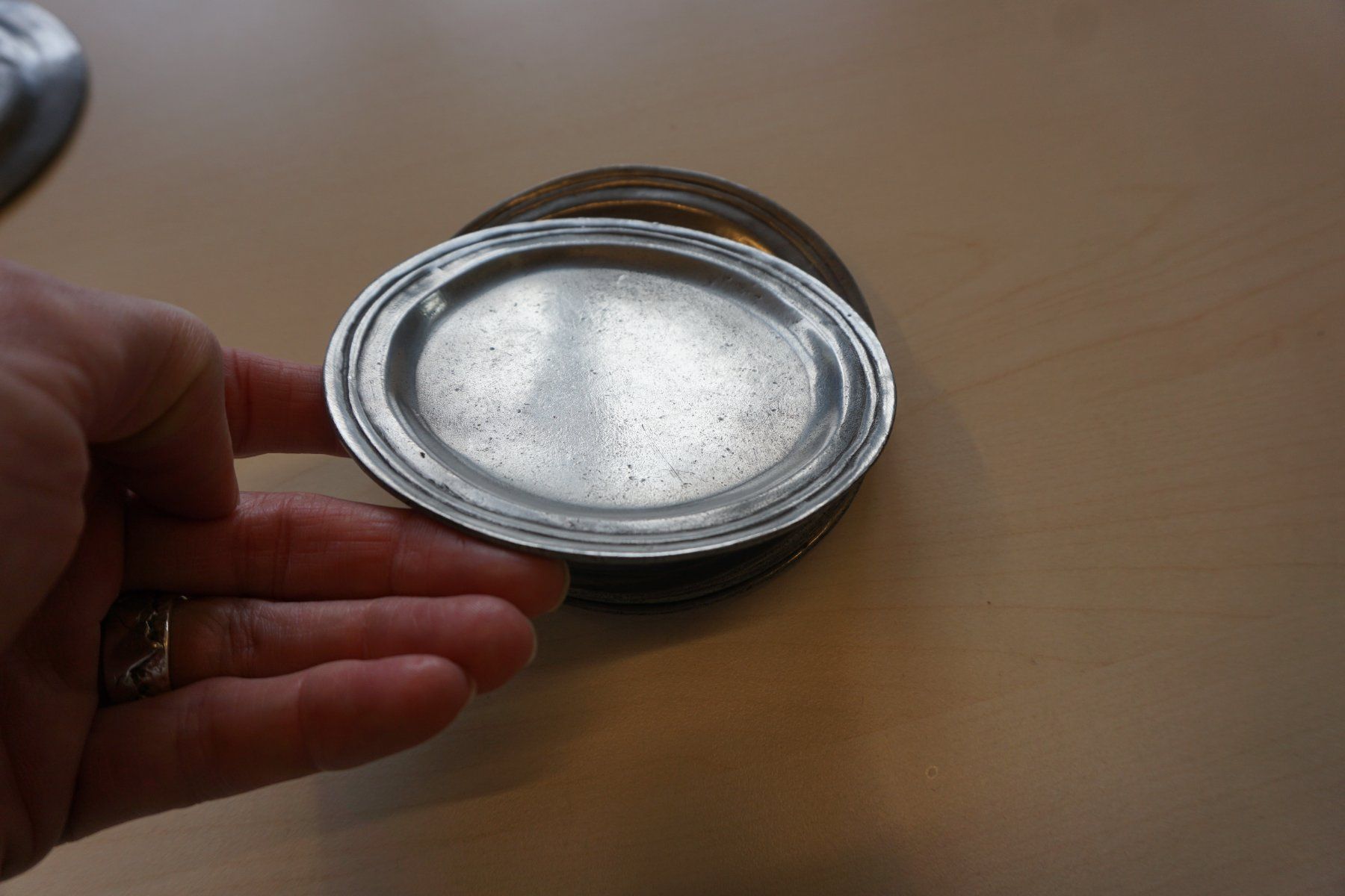 Untersetzer: Zinn Becher Untersetzer, Durchmesser 11cm, 6er Set – Neu (gemäss Beschreibung) aus Giswil von sowo60 7