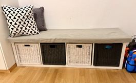 IKeA Kallax Bank mit Körben und Sitzkissen