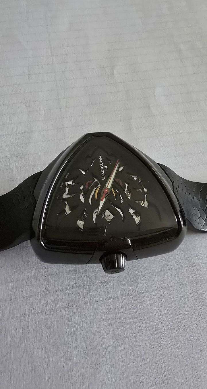 Hamilton Orologi: HAMILTON Shaped Ventura Elvis80 Skeleton Dragon Noir – Usato da Les Acacias venduto da watinjo 4