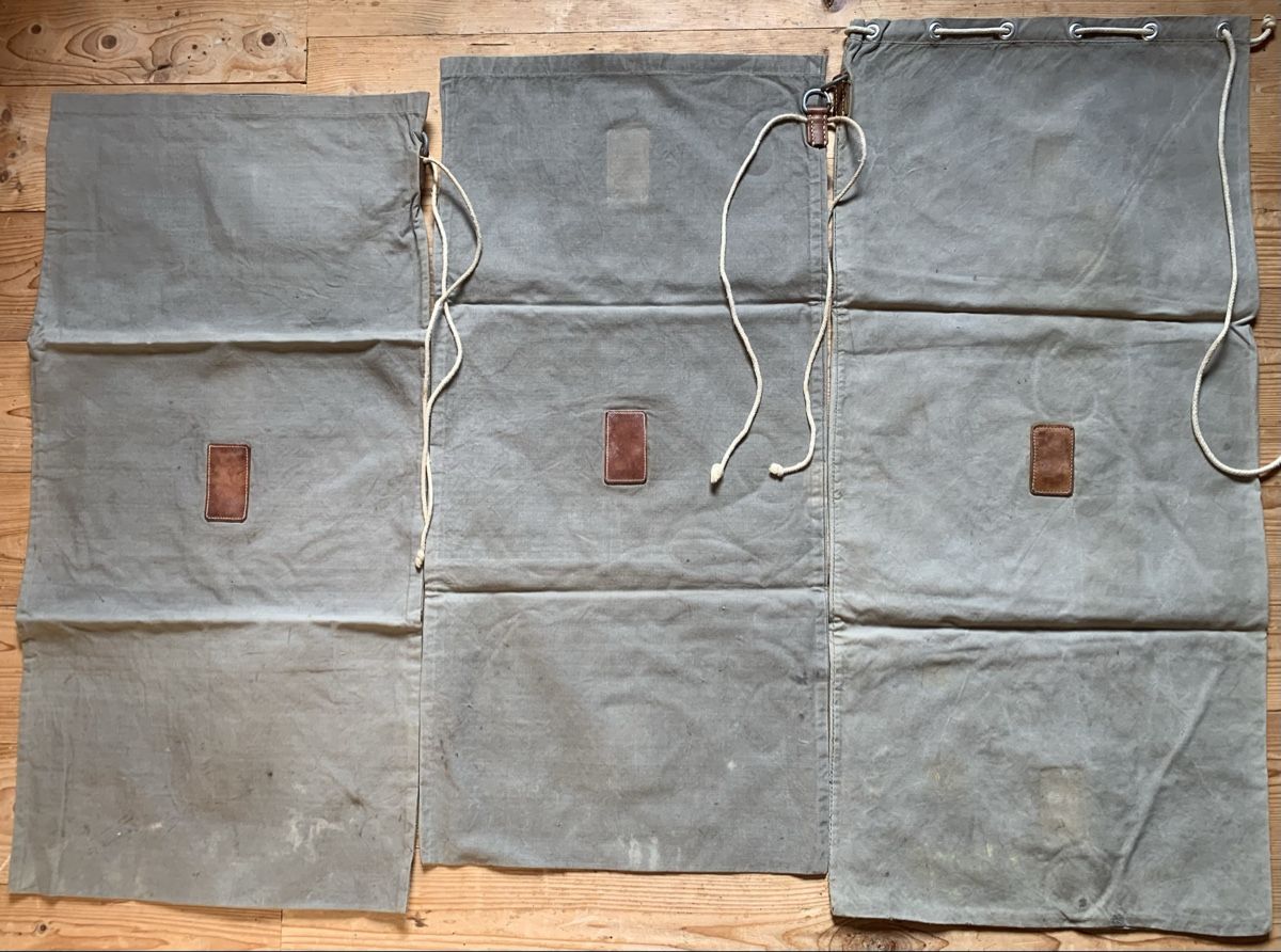 Schweizer Armee Taschen: 3 Effektensäcke der CH Armee – Gebraucht aus Goldingen von Bergler012
