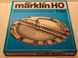 Märklin 7186 + Lokschuppen