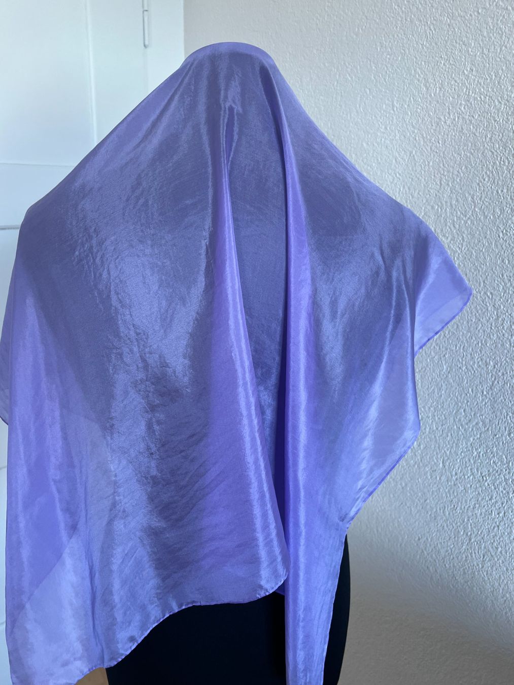 Foulard & Sciarpe: Foulard, 100% Seide, Flieder, NEU – Nuovo (secondo la descrizione) da Worb venduto da farben20zauber 1