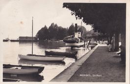 Morges Le Port mit Dampfschiff