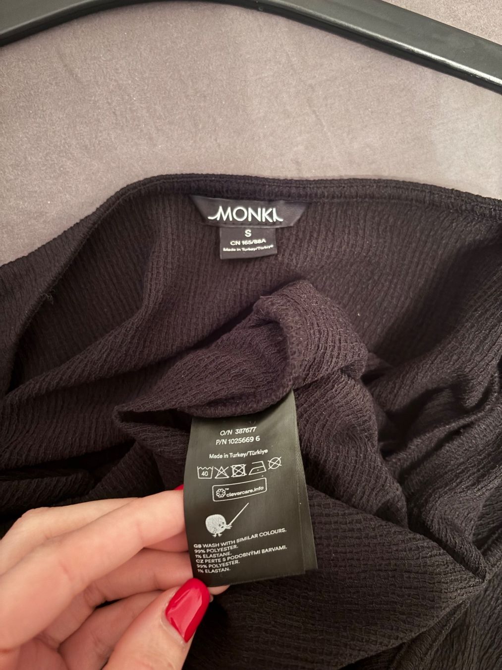 Monki T-shirt: Monki shirt, size S – Usato da Airolo venduto da Eli90A 2