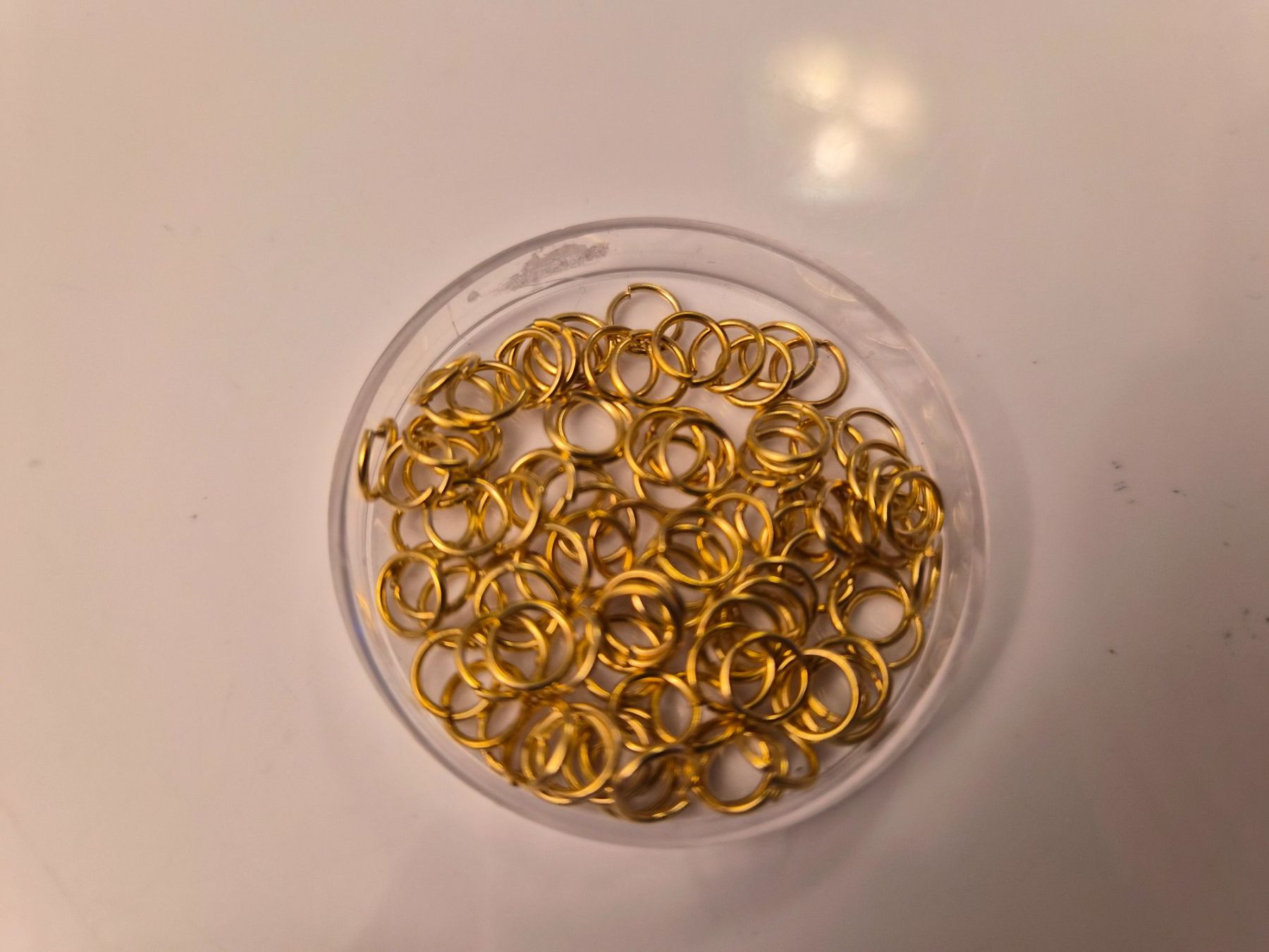 Ferramenta: Spaltringe 5mm 130 stück gold – Nuovo e nell'imballaggio originale da Dietikon venduto da Eleda