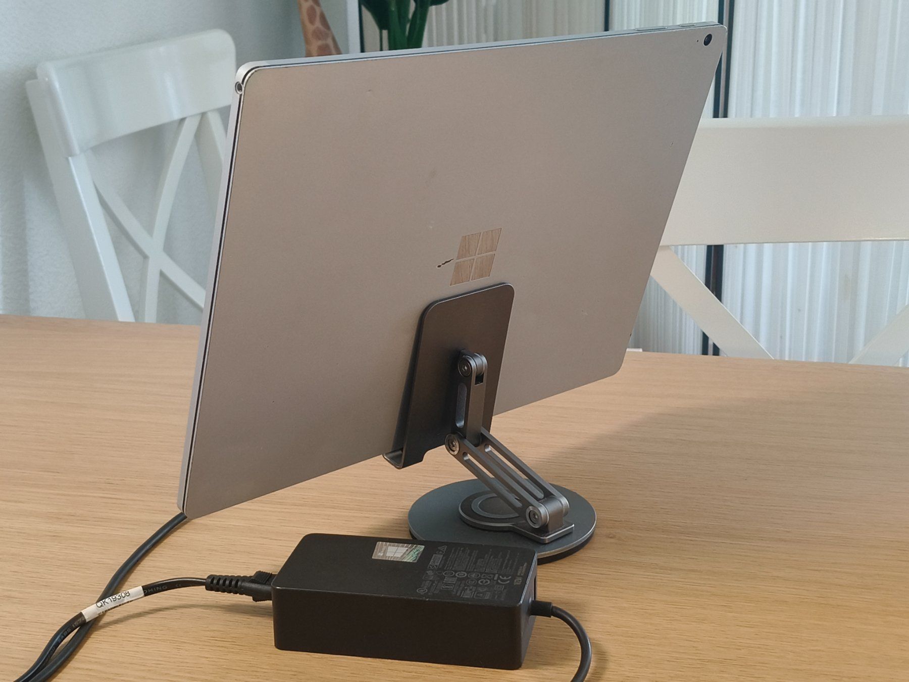Microsoft Tablet PC: Microsoft Surface Book 3 - i7 - 16GB RAM - Teildefekt – Usato da Zürich venduto da DonBodo 2