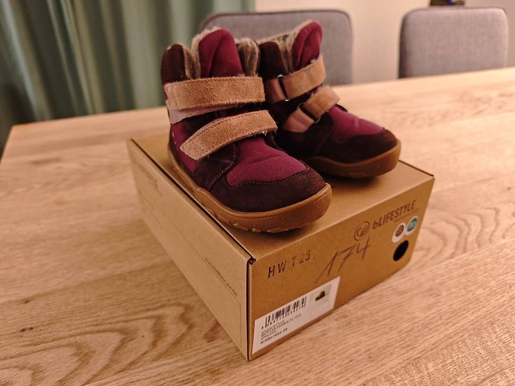 Schuhe für Jungen: bLIFESTYLE Kinder-Barfussschuhe, Grösse 26 – Gebraucht aus Zürich von theKraxel