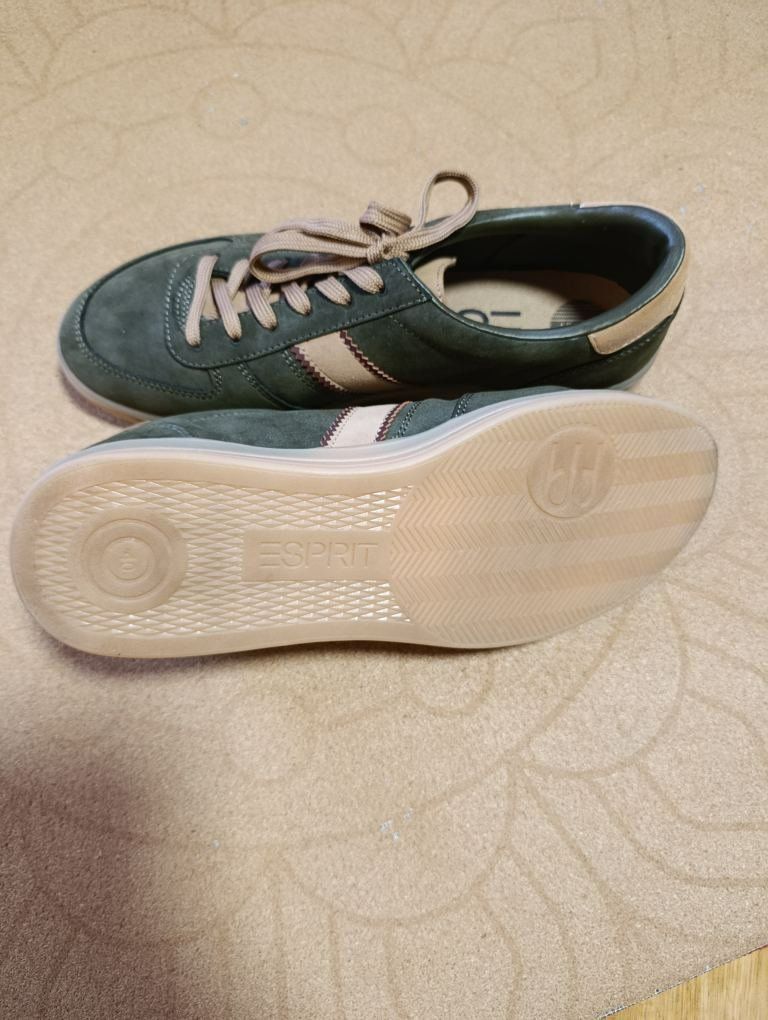 Esprit Chaussures femmes: Esprit Sneaker Damen Grösse 40 – Neuf (Voir description) à Haldenstein par nu2012weiba 2