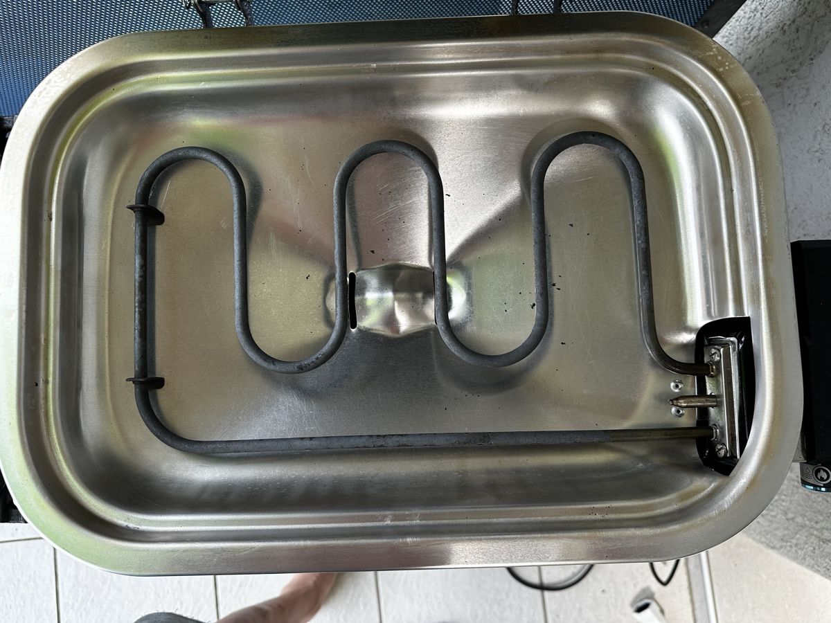 Griglie: Weber Lumin Elektrogrill mit Weber  Standfuss ! – Usato da Utzenstorf venduto da Vegas1177 2
