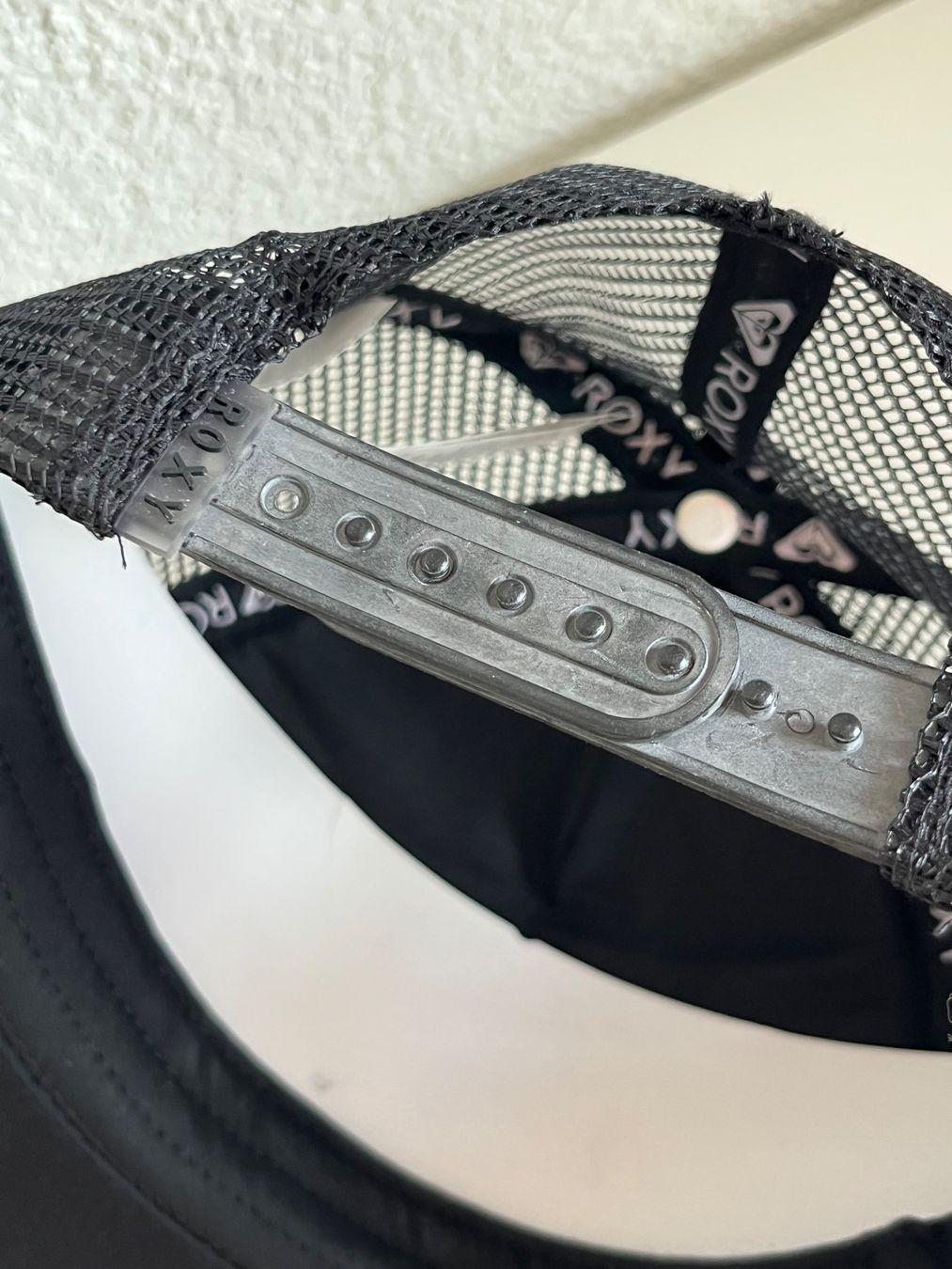 Fox Copricapi, berretti & cappellini: Roxy Trucker Cap, Schwarz – Nuovo (secondo la descrizione) da Frauenfeld venduto da heyLani 5