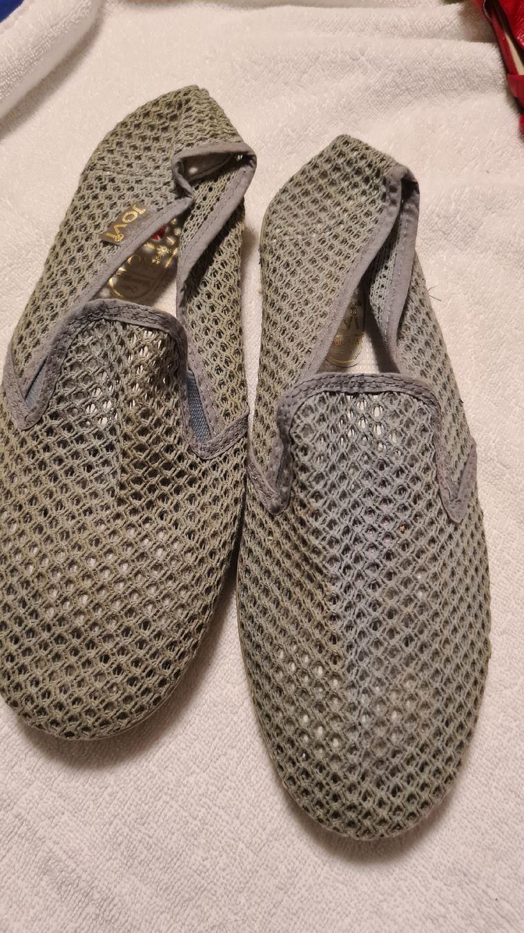 Scarpe da uomo: Hausschuhe – Nuovo e nell'imballaggio originale da Kriens venduto da nello-1