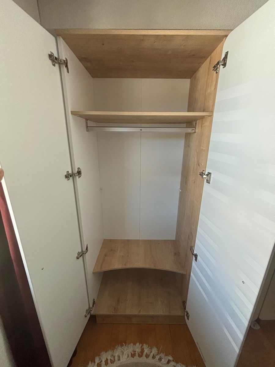 Armadi: Kleiderschrank Kinder (Pfister) – Usato da Stettlen venduto da coes3072 1