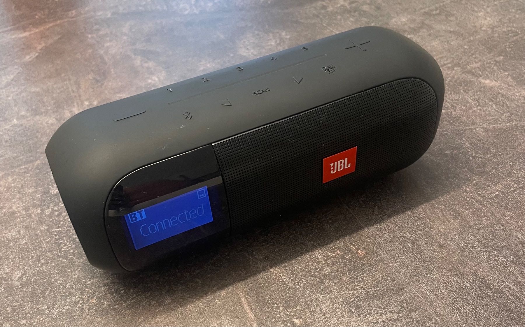 Radio: JBL Tuner 2 - Tragbarer Bluetooth-Lautsprecher – Usato da Wettingen venduto da Serk 1