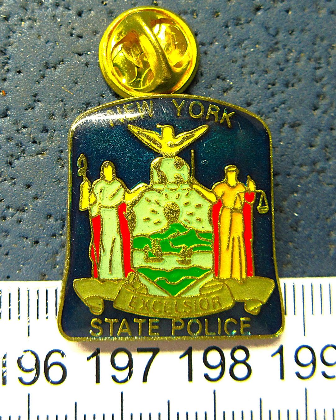 Placchette & Badge: NEW YORK STATE POLICE PIN – Usato da Ettingen venduto da Hausi4711