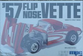 MPC 57 1957 Chevy Chevrolet flip nose Corvette 1:25 1-3712