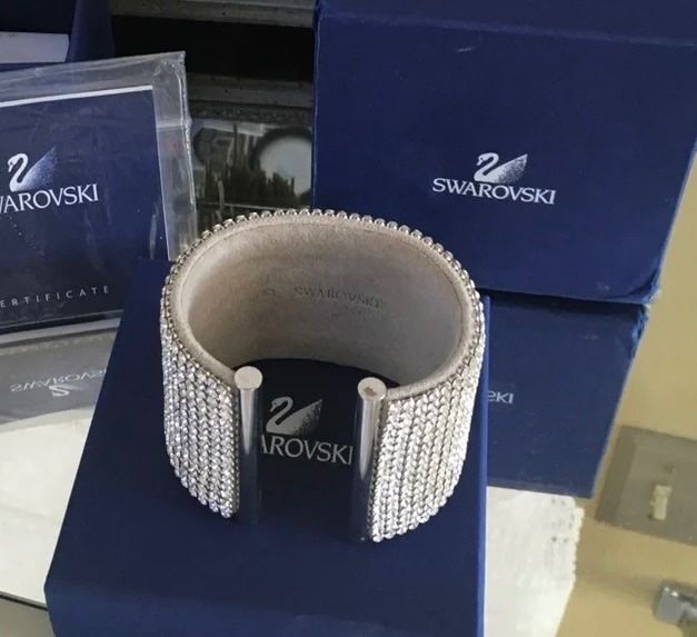 Swarovski Bracciali & Braccialetti: Swarovski statement Cuff original und limitiert – Nuovo (secondo la descrizione) da Kirchleerau venduto da Piroska05 8