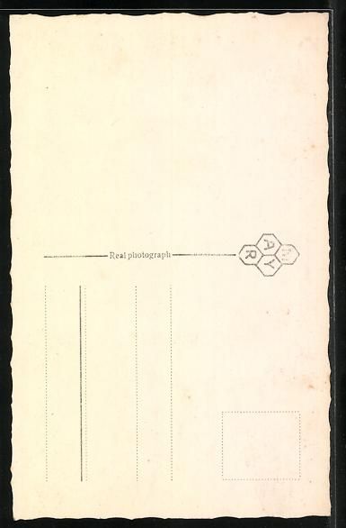 Cartes postales: Costumi Ticinesi, Junge Mädchen mit Sch – D'occasion à Berlin par bartko-reher 1