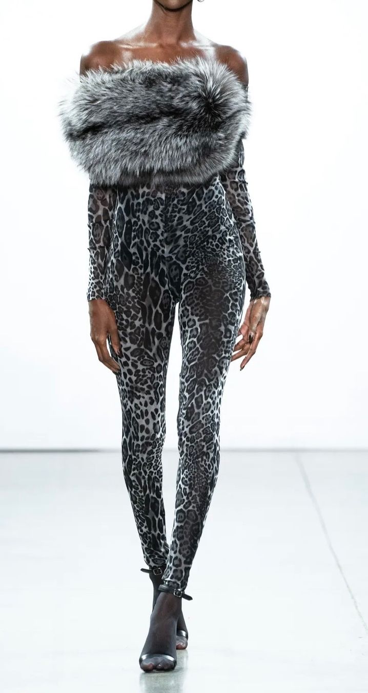 Tute: Laquan Smith, jumpsuit - combinaison – Usato da Genève venduto da dachaw 4
