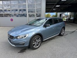 Volvo V60 Cross Country 2.0 Ececutive  4x4  MFK  10.2026