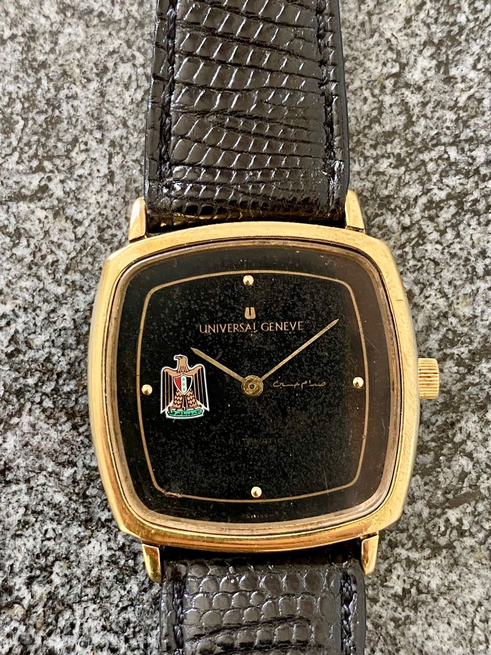 Universal Genève Orologi: Universal Geneve Saddam Hussein Iraq - Rare / Selten – Usato da Küsnacht ZH venduto da Pedramy 1