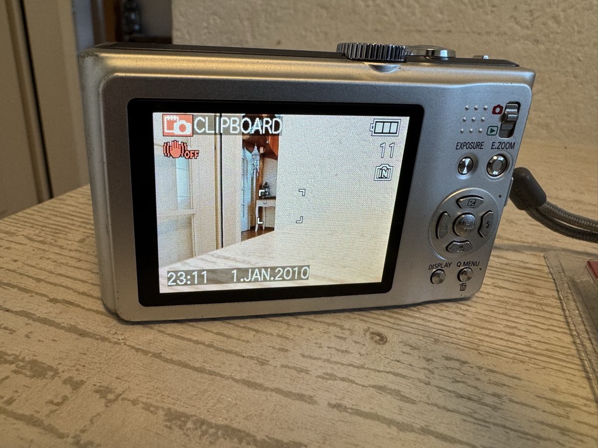 Panasonic Kamera: Panasonic lumix dmc-tz8 Digitalkamera – Gebraucht aus Zunzgen von milesdavis76 3