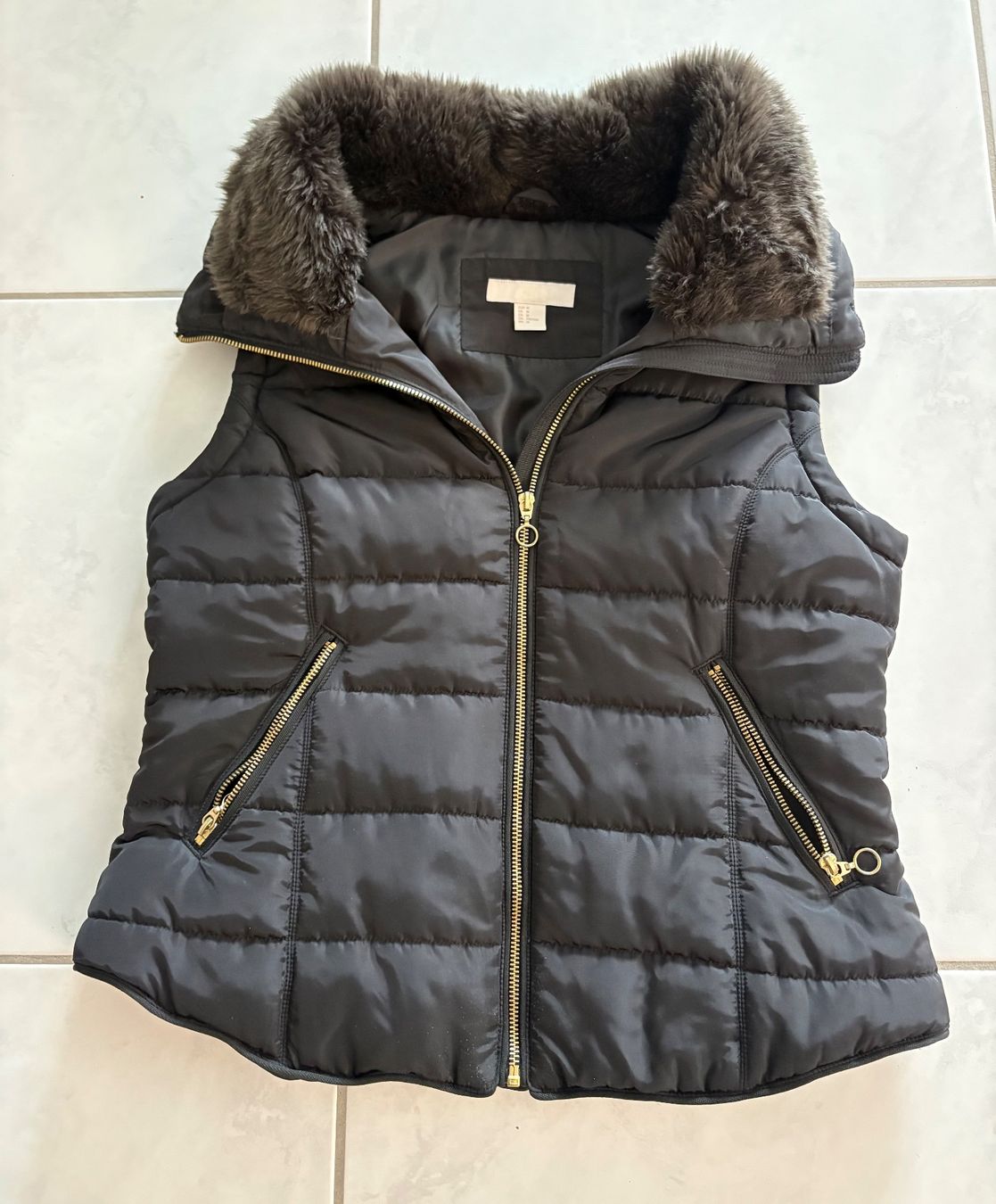 H&M Gilet & Giacche senza maniche: Weste von H&M Grösse M – Usato da Wangen ZH venduto da pink28