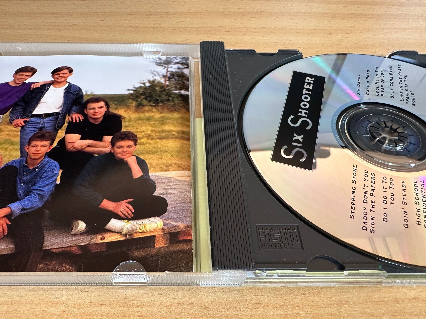 CD: Six Shooter – Six Shooter – Usato da Rikon im Tösstal venduto da Alpenmutz 2