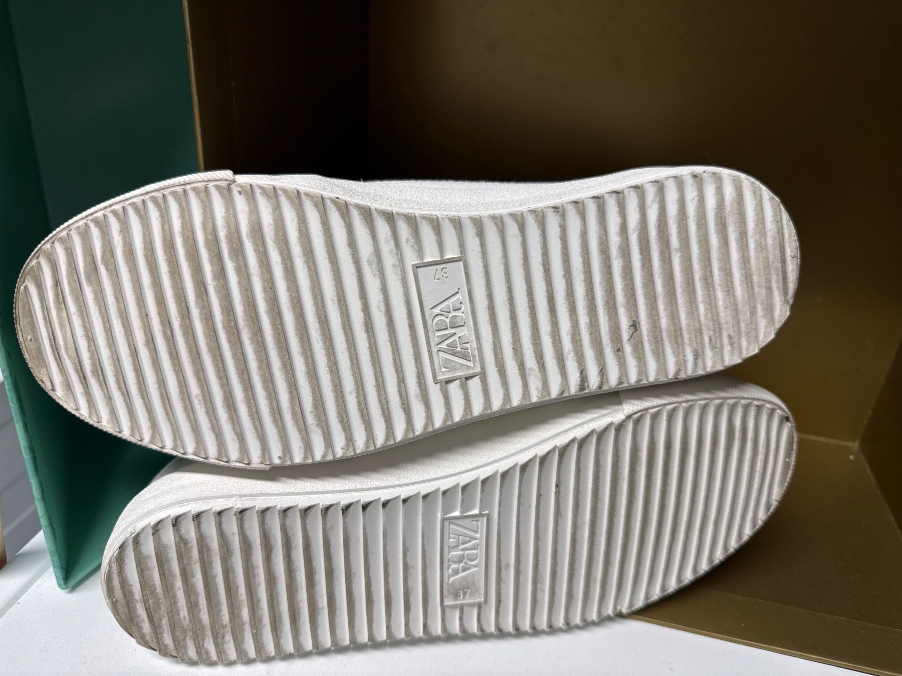Scarpe da donna: SCHUHE ZARA gr 37 – Usato da Birr venduto da WalkyriaM 2
