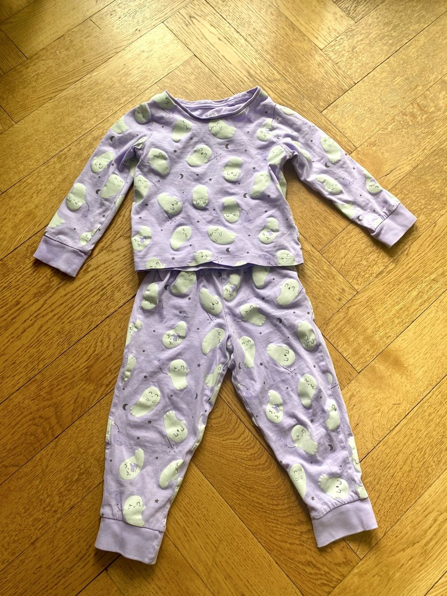 C&A Pyjamas: Pijama Grösse 98 – D'occasion à Bern par Violettaline