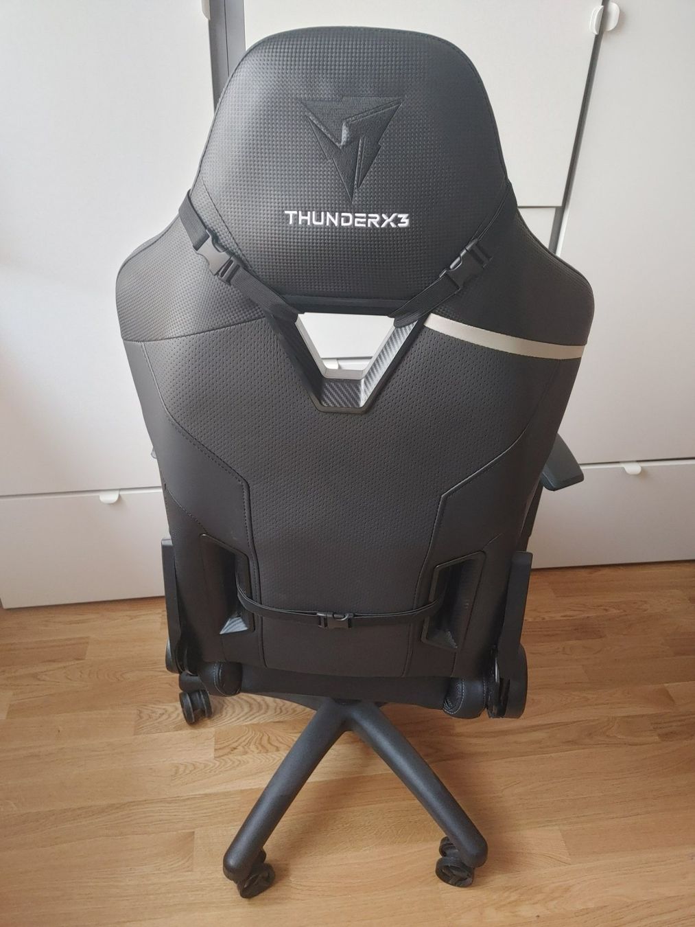 Sedie: Thunder X3 TC3 All Black Gaming- / Bürostuhl – Nuovo (secondo la descrizione) da St. Gallen venduto da cabbageindustries 2