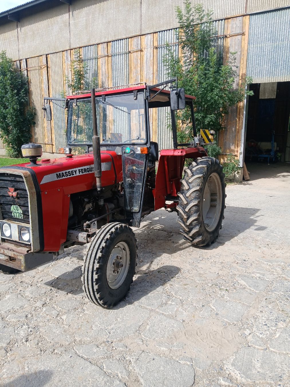 Massey Ferguson Tracteurs: Massey Ferguson 235 – D'occasion à Wilihof par arm_mq9l 1