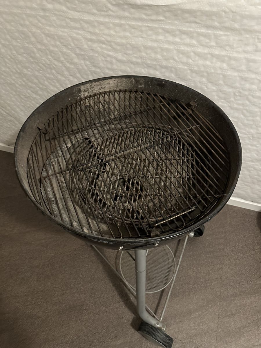 Grils: Grill – D'occasion à Schliern b. Köniz par Hasan043 2