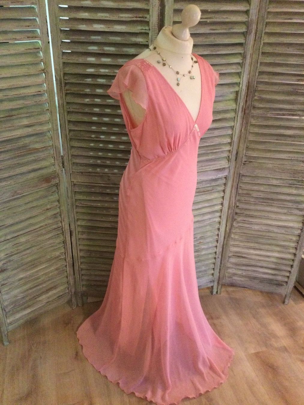 Kleider: Longue robe rose fluide avec sequins, taille 38, NEUF – Neu und originalverpackt aus Agiez von chouchanelle 2