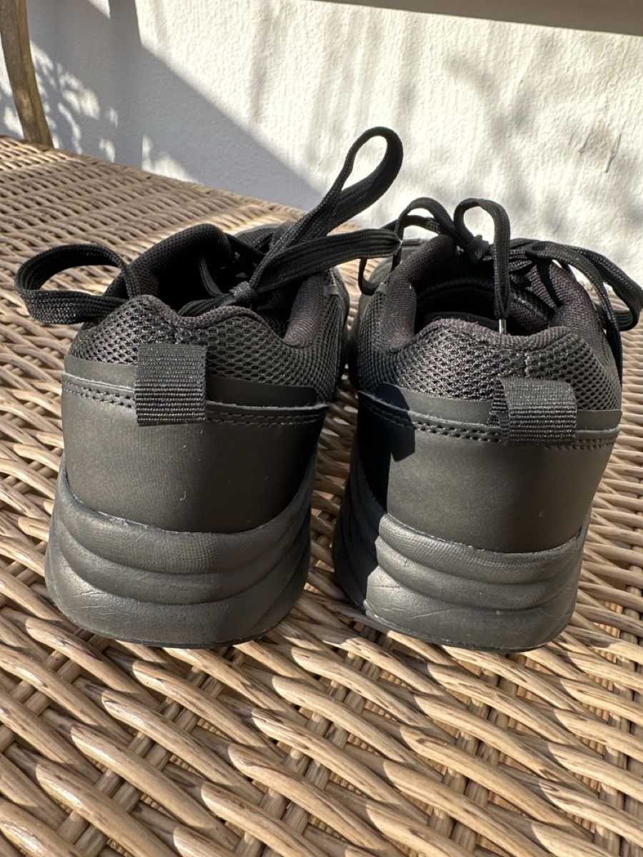Scarpe da donna: Leichter Sneaker von Workout, Gr. 39 – Usato da Zürich venduto da xmi_2ckv 2