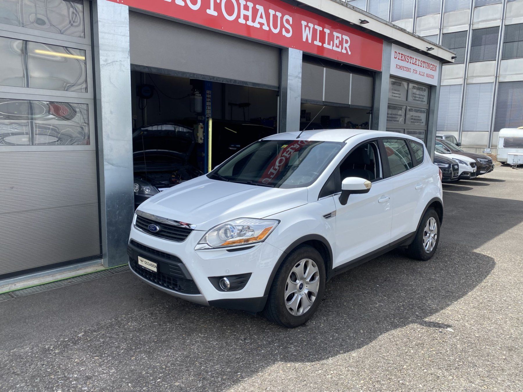 Ford Automobili: Ford Kuga 2.0 TDCi Carving 4WD PowerShift – Usato da Biel/Bienne venduto da AS24