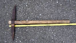 alter handgeschmiedeter STEINHAMMER Spitzhammer L 60cm B40cm