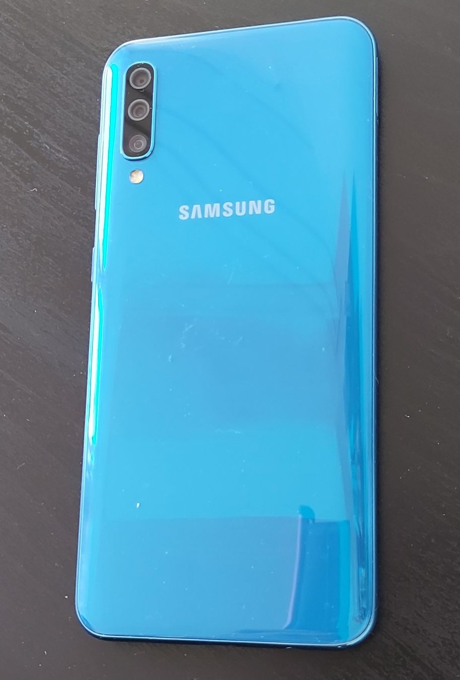 Samsung Handys / Smartphones: Samsung Galaxy A50 – Gebraucht aus Oberuzwil von  2