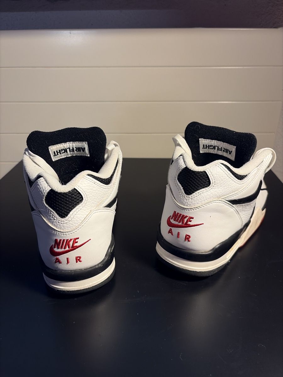 Nike Scarpe da uomo: Nike Air Flight Legacy | Gr. 42.5  – Usato da Adelboden venduto da Bercel 4