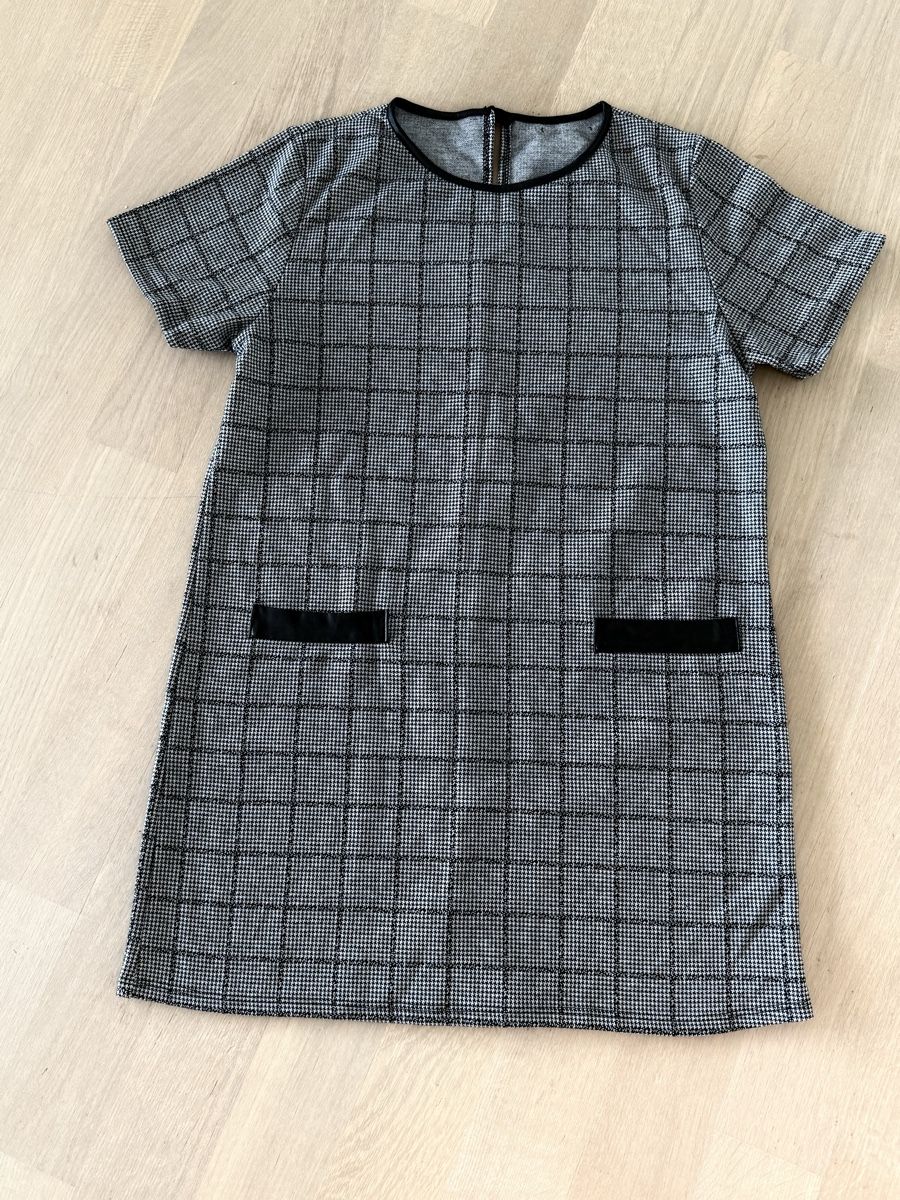 Lotti di vestiti: Sommerkleider-Mix Gr. XL  – Usato da Meierskappel venduto da Similein93 7